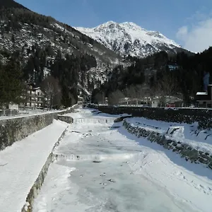 https://campodolcino-camping.it-lombardy.com
